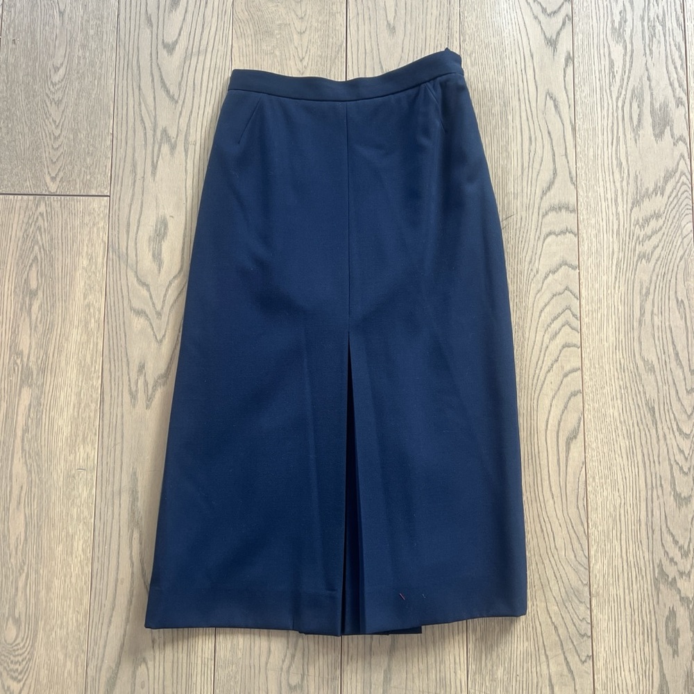 G Gucci Navy Blue Pleated Midi Skirt Size 40 100% Lana Wool Quiet Luxury